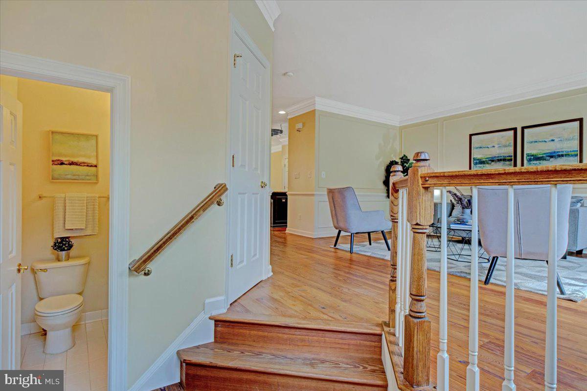 ELMWOOD - Residential