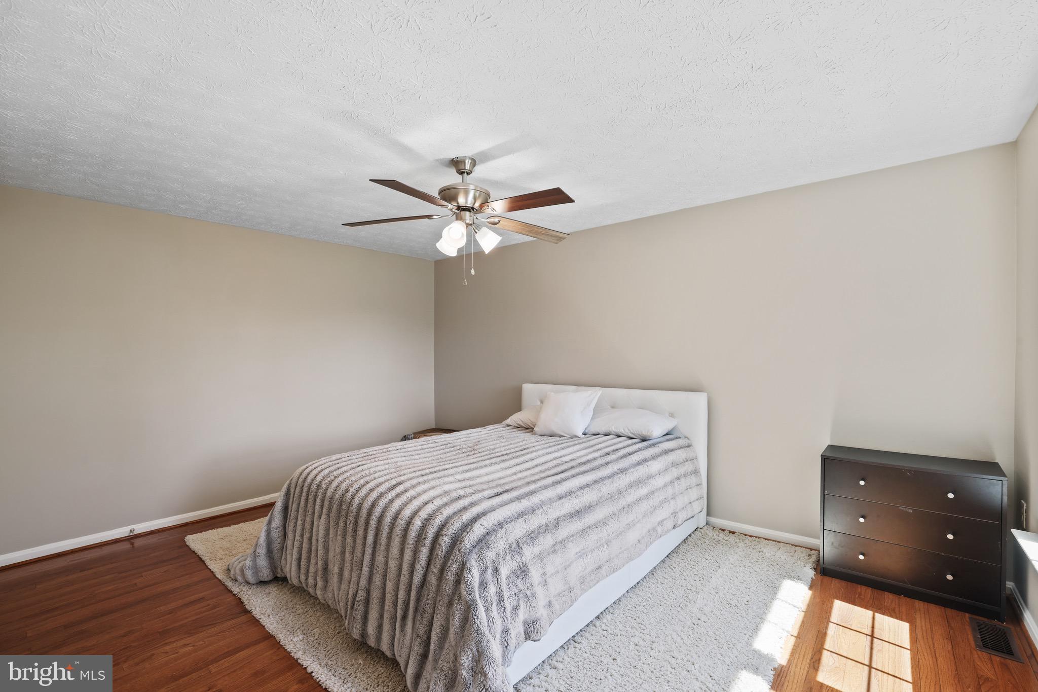 EXETER - Residential