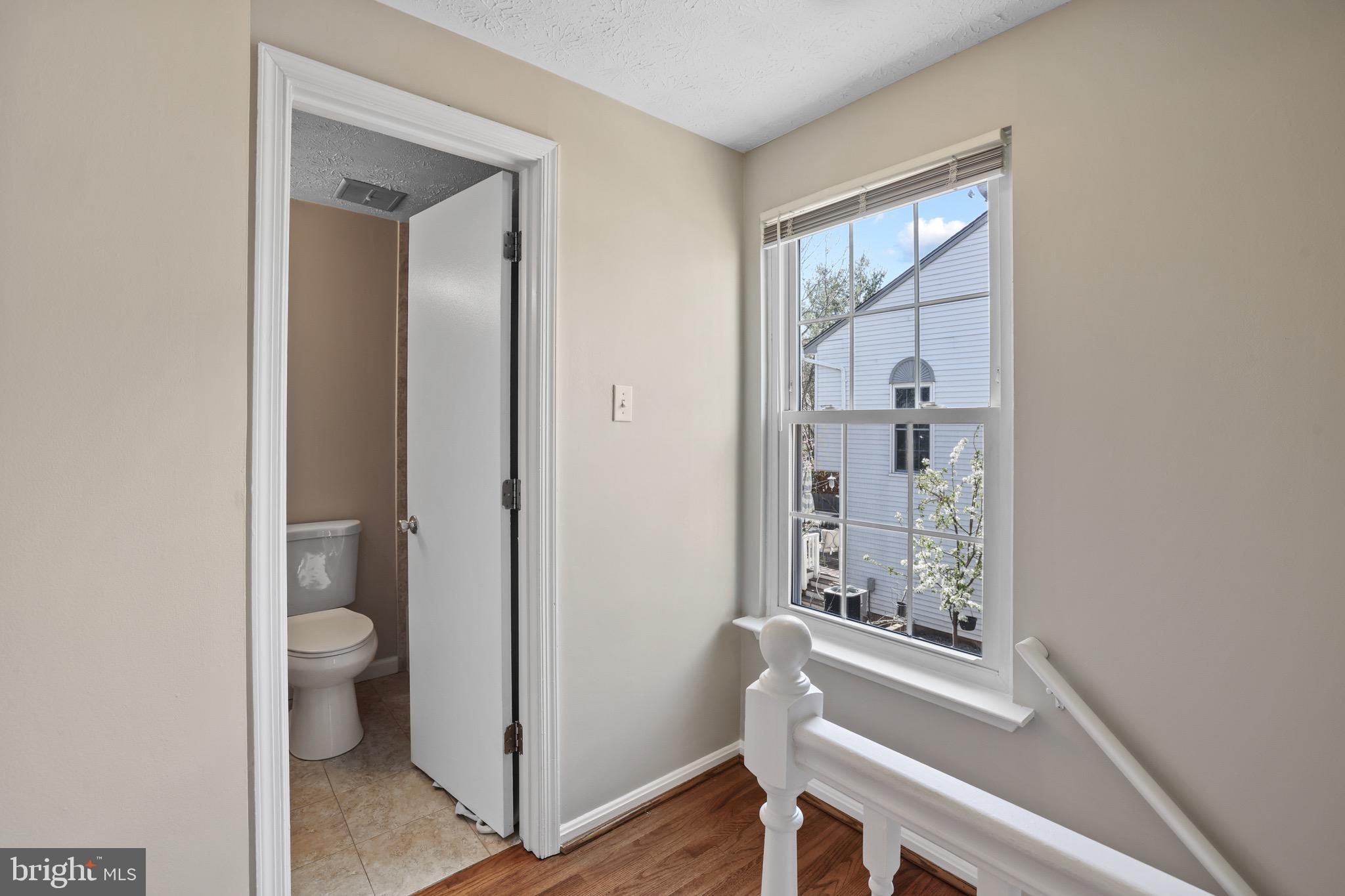 EXETER - Residential