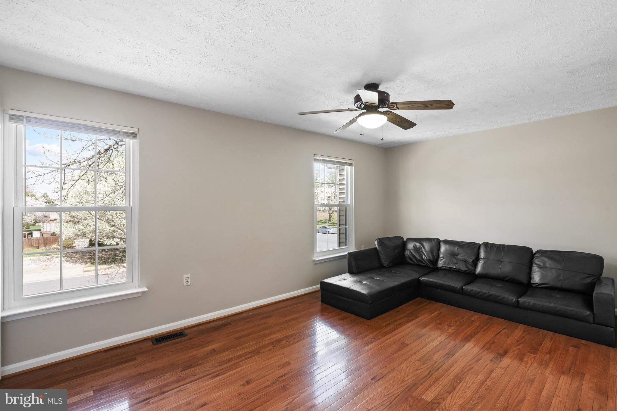 EXETER - Residential