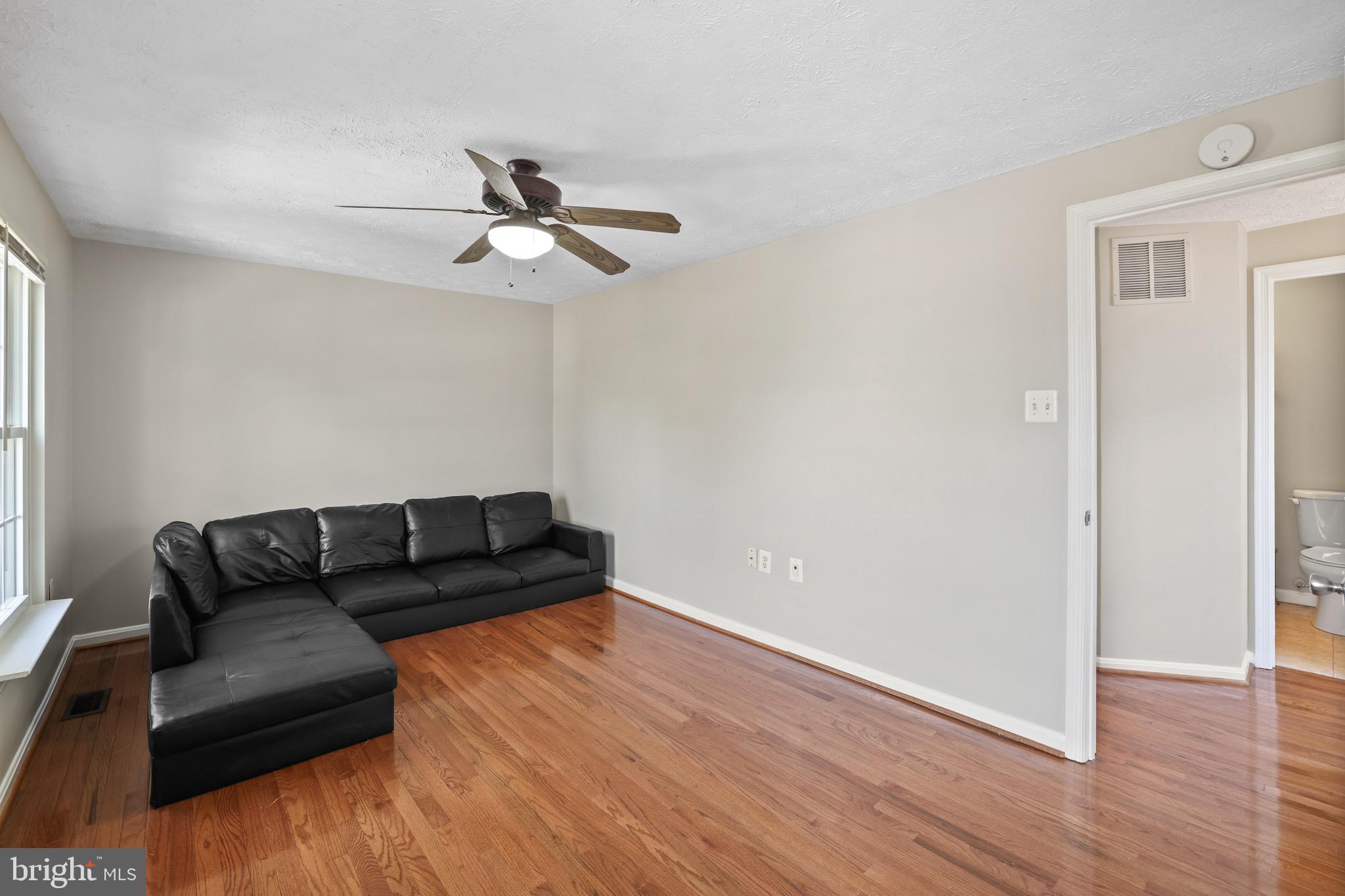 EXETER - Residential