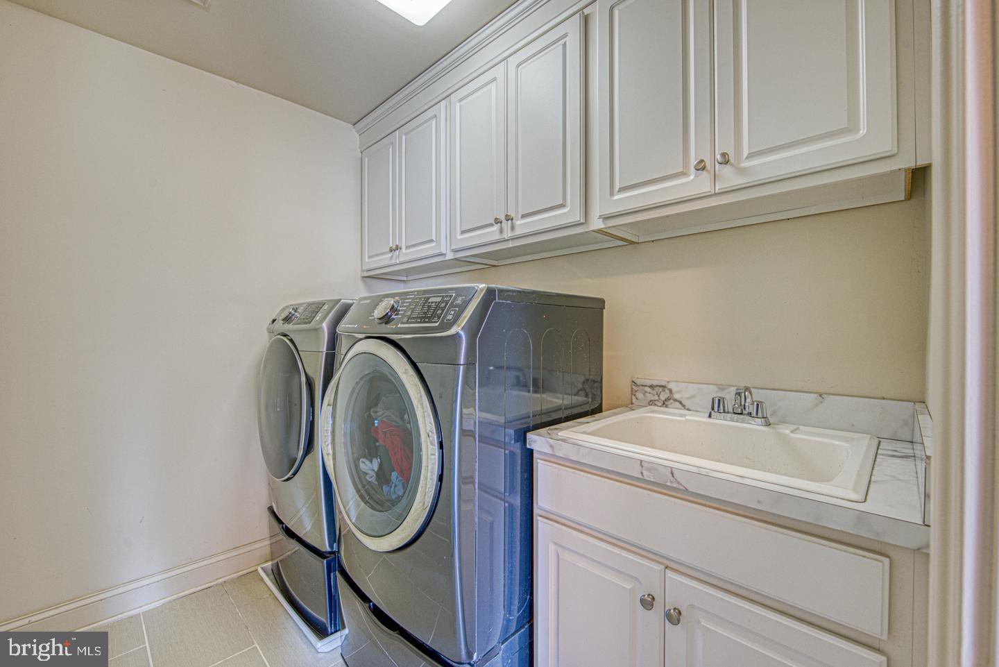 HIDDEN CREEK - Residential