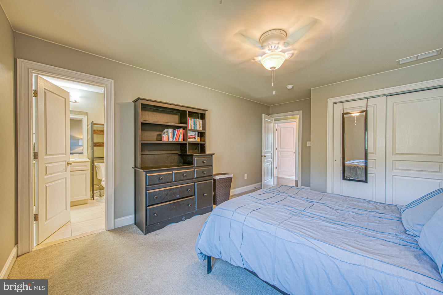 HIDDEN CREEK - Residential