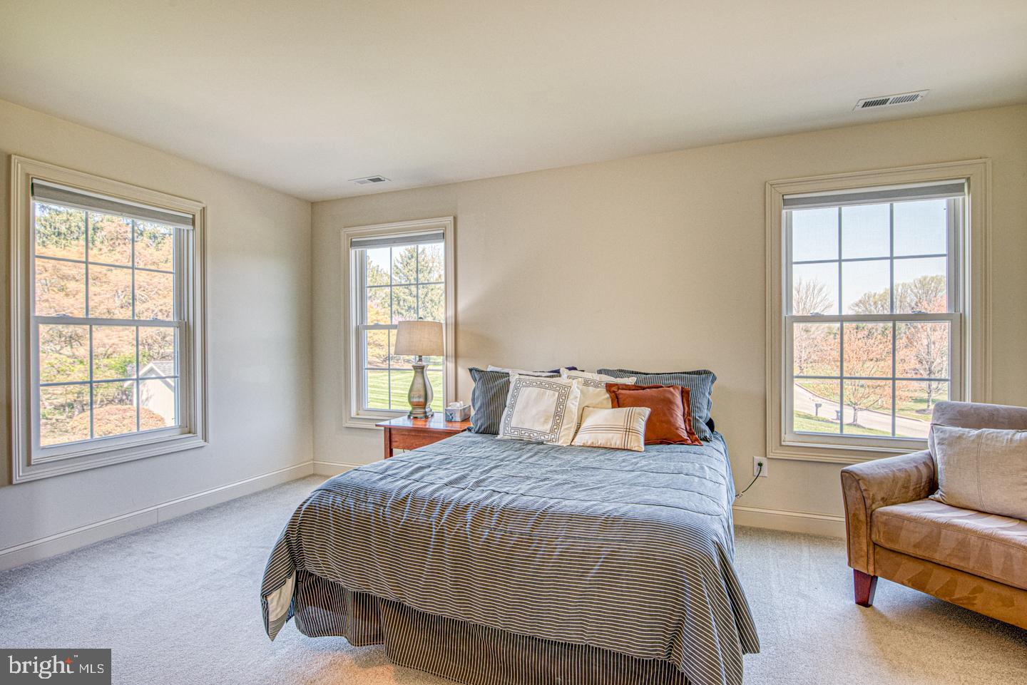 HIDDEN CREEK - Residential