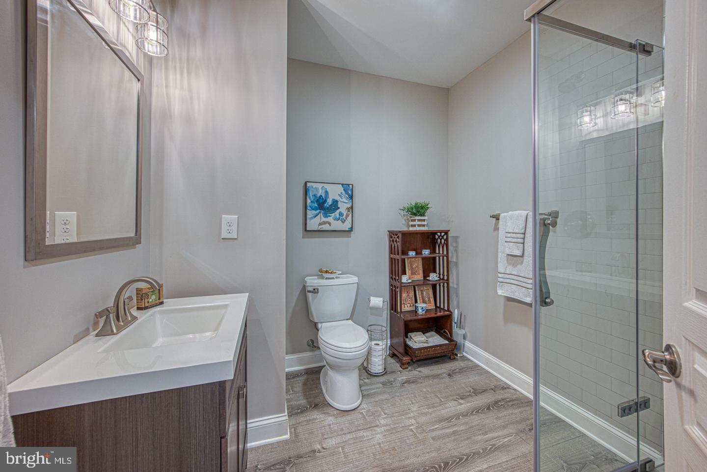 HIDDEN CREEK - Residential