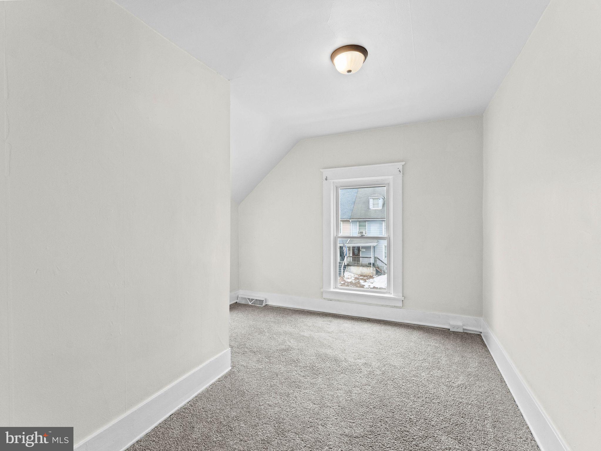 KNOLLWOOD - Residential