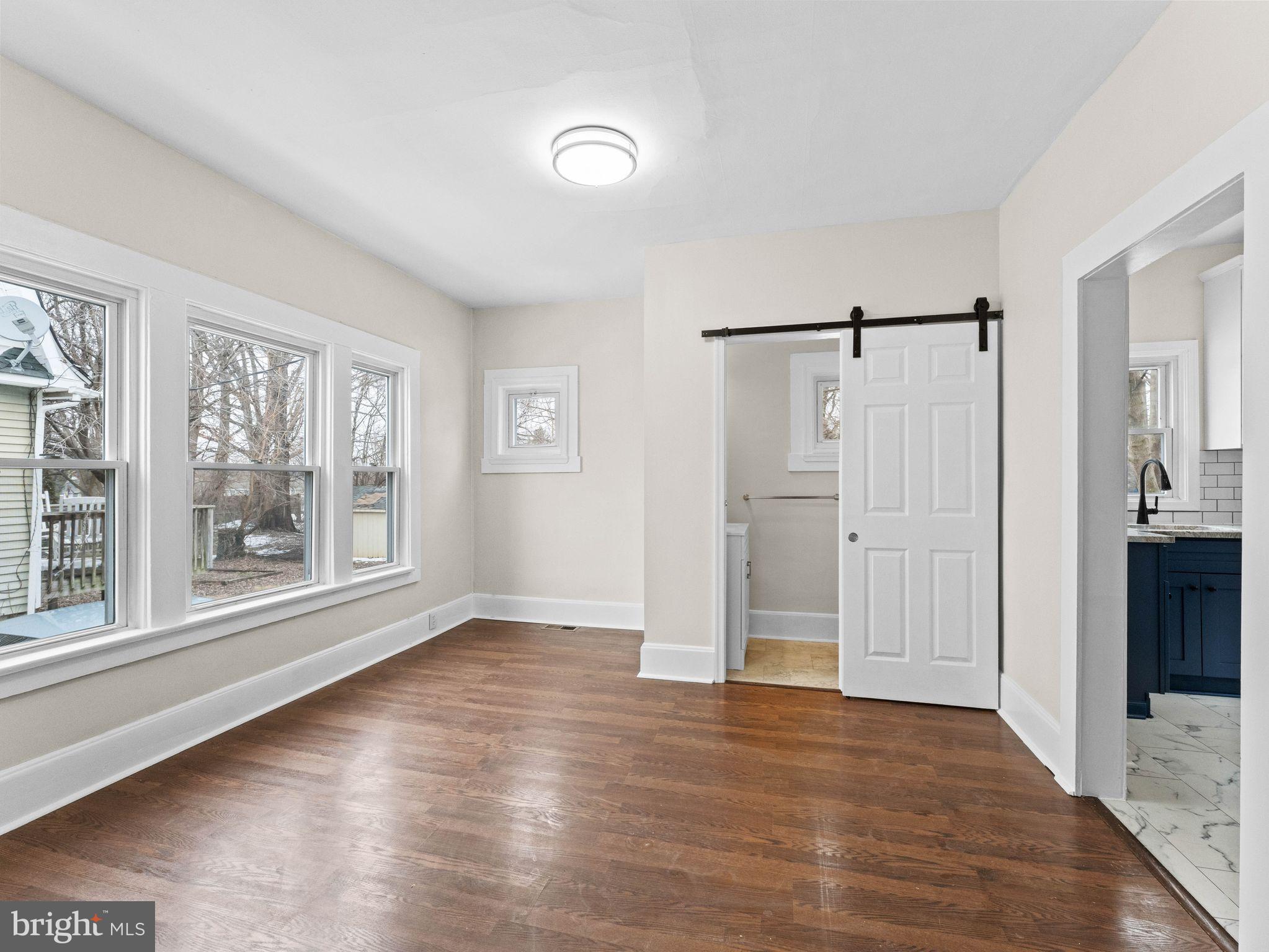 KNOLLWOOD - Residential