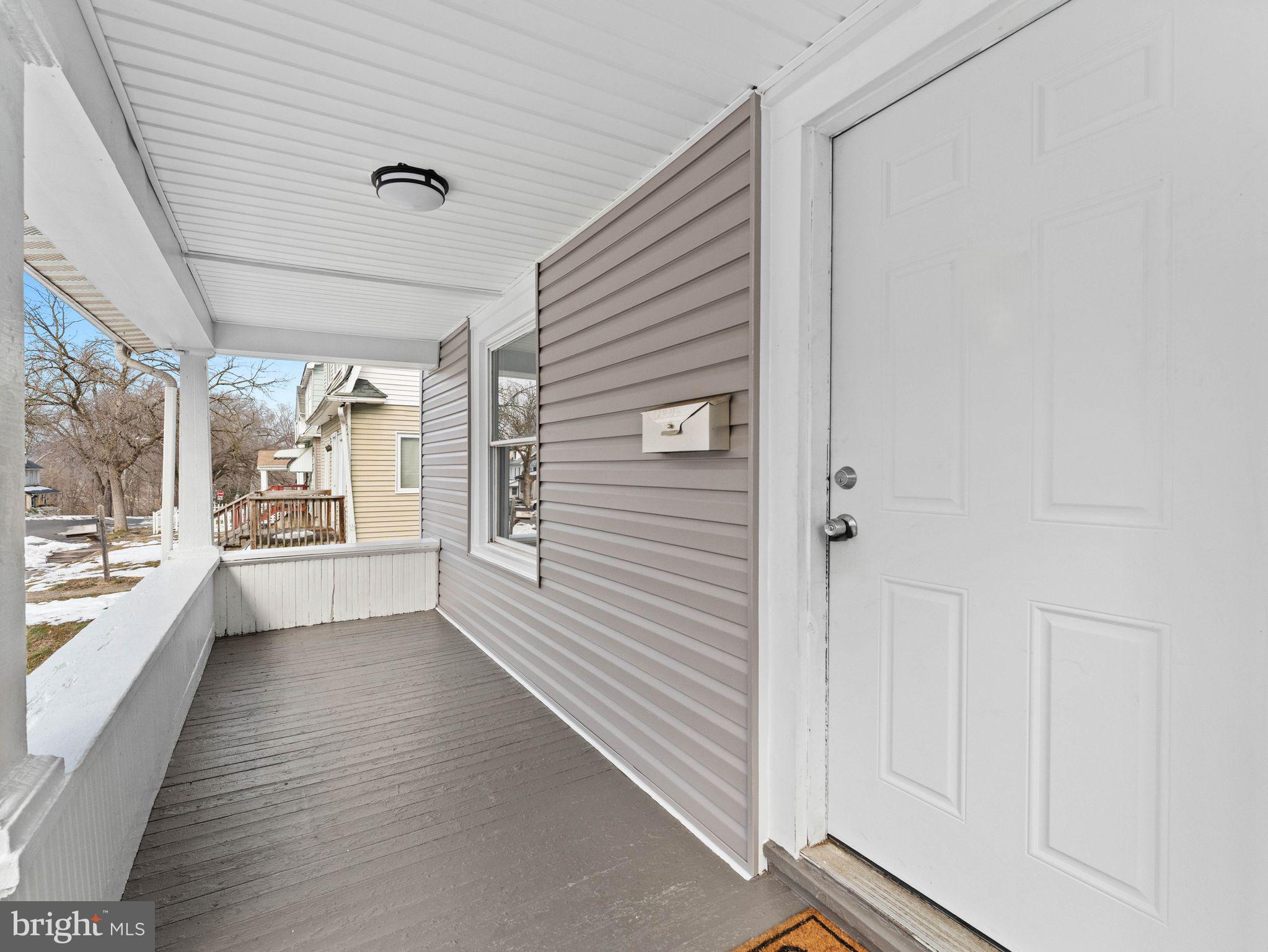 KNOLLWOOD - Residential