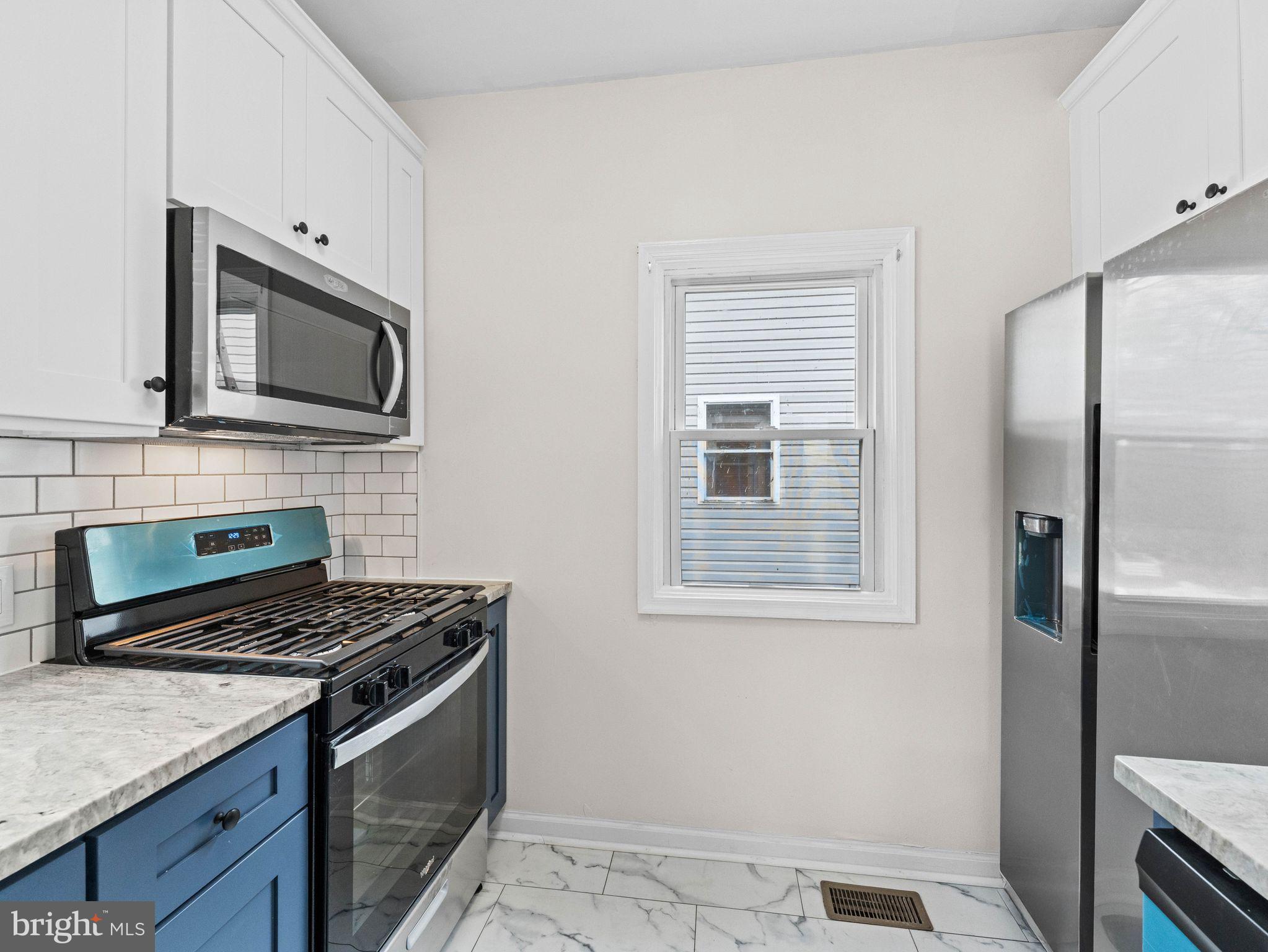 KNOLLWOOD - Residential