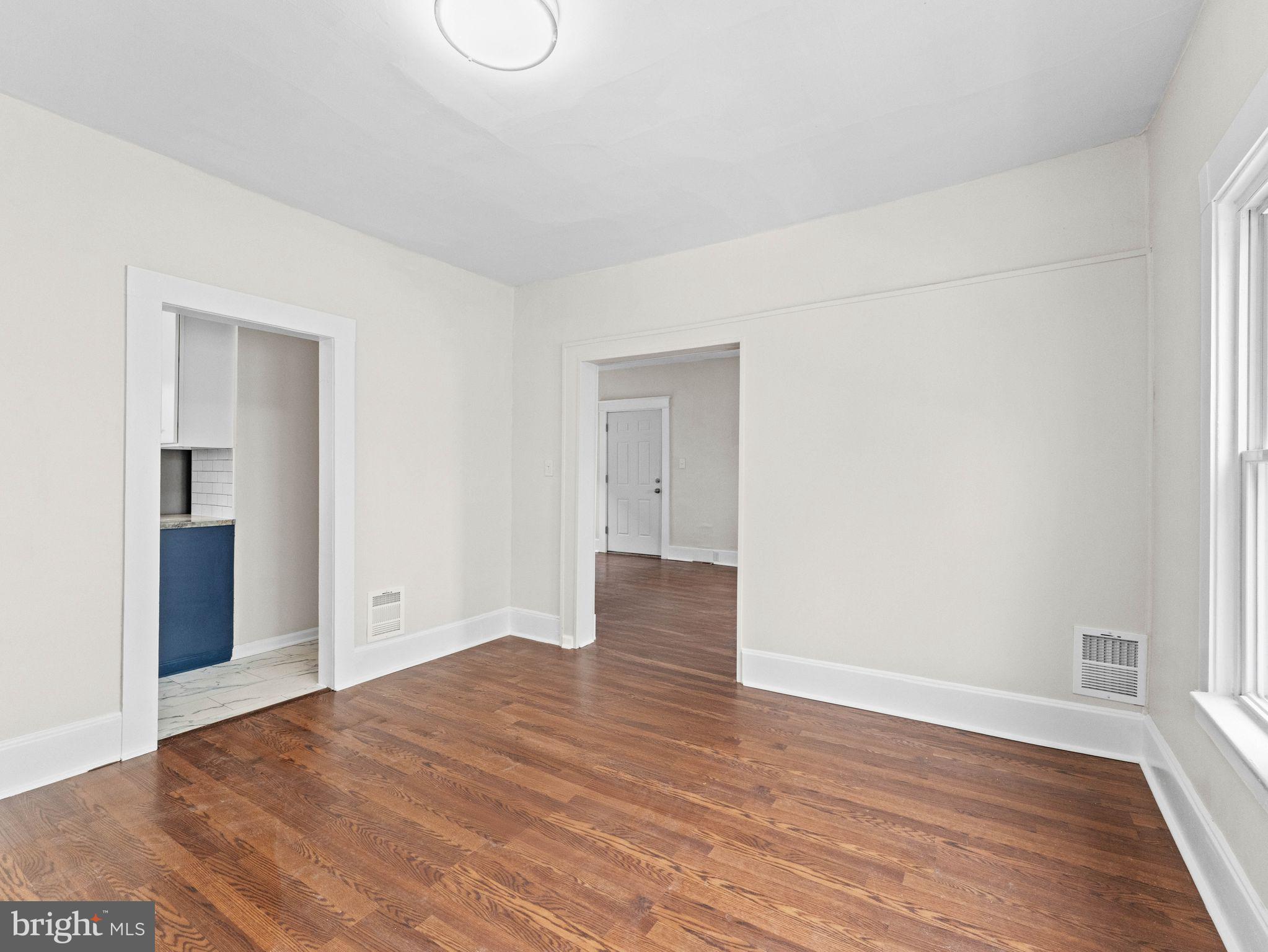 KNOLLWOOD - Residential