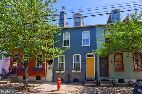 Photo of 331 LANCASTER AVE, LANCASTER, PA 17603 (MLS # PALA2033928)