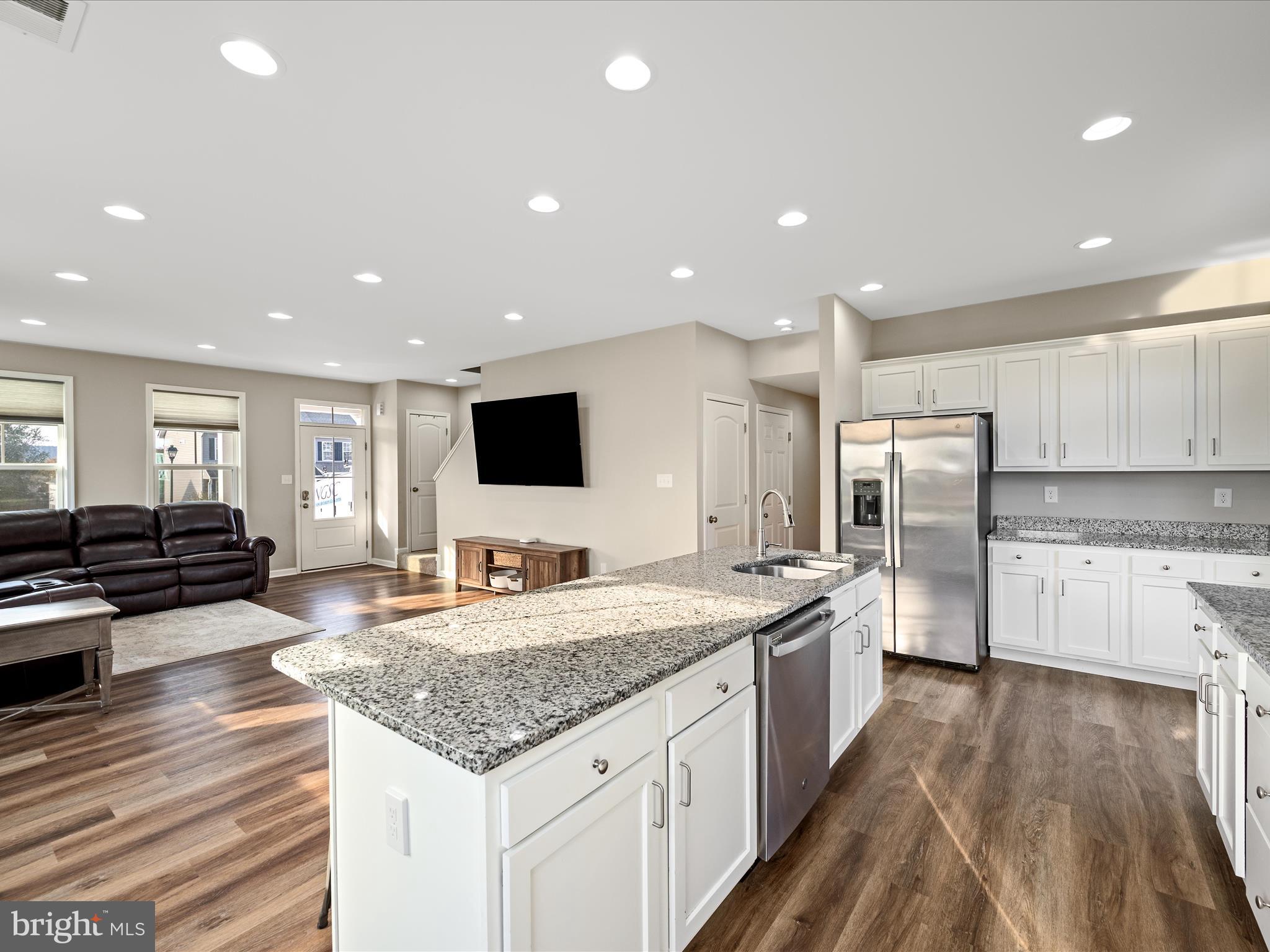 STONEY RIDGE ESTATES - Residential