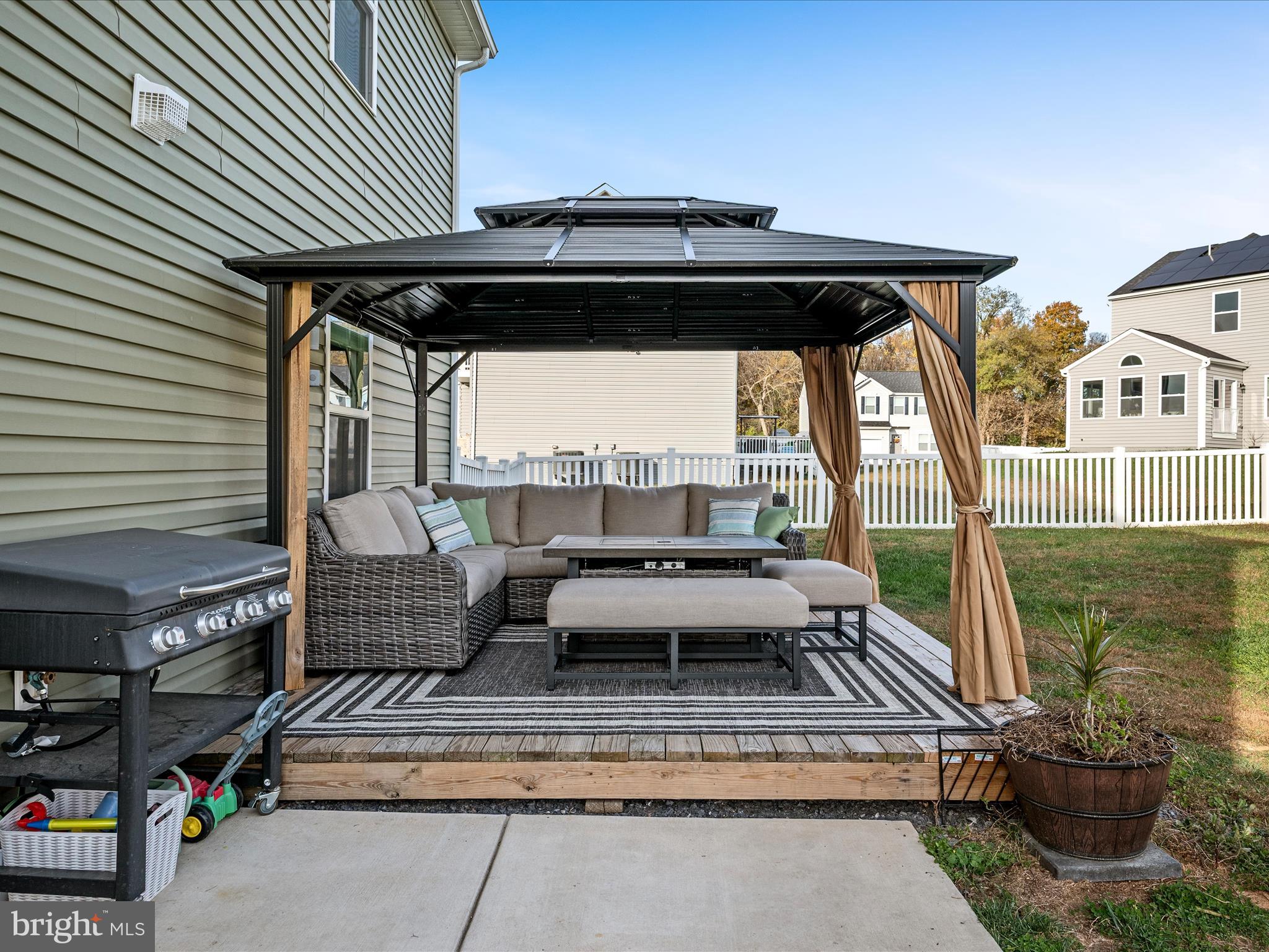 STONEY RIDGE ESTATES - Residential