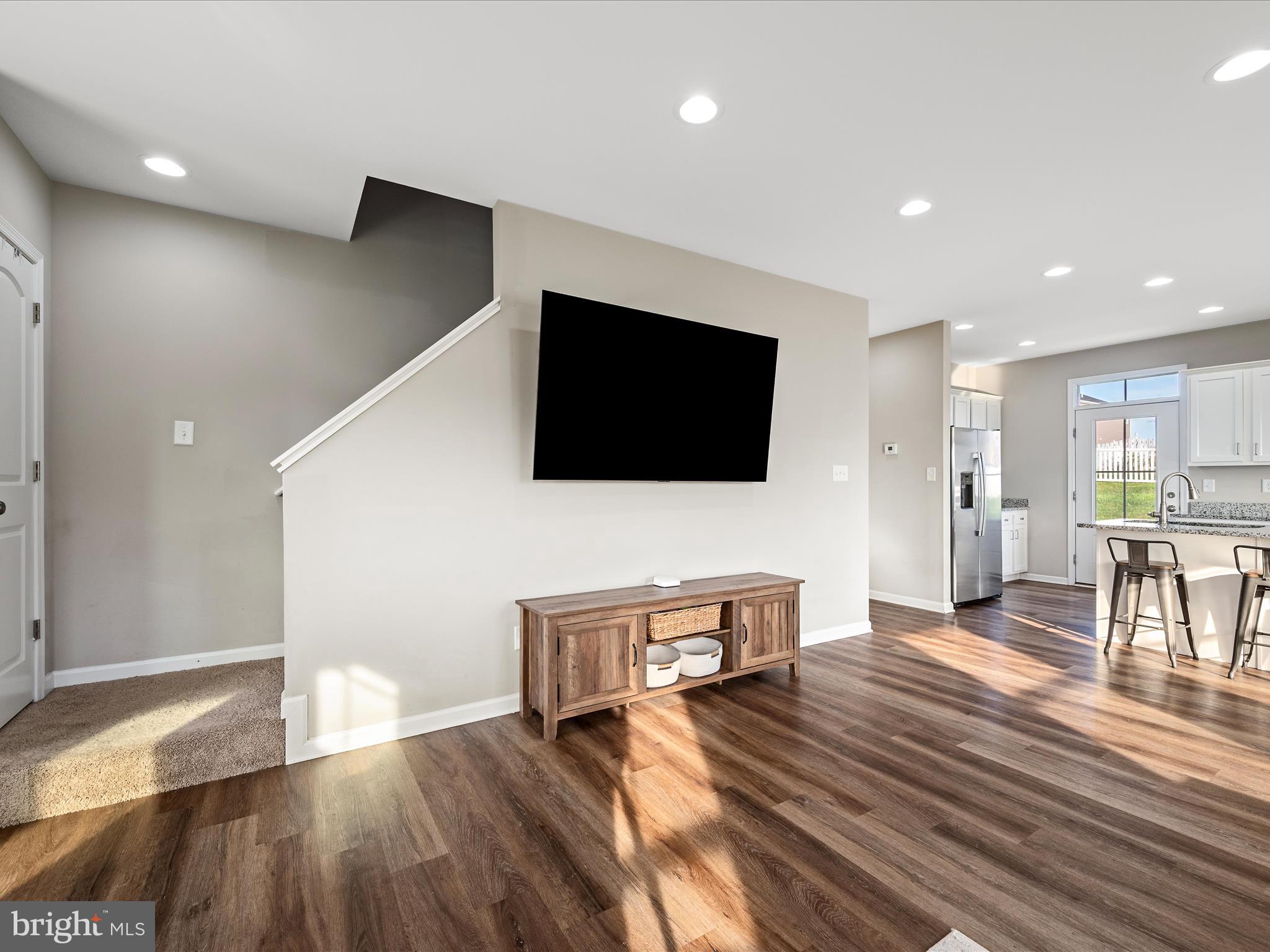 STONEY RIDGE ESTATES - Residential