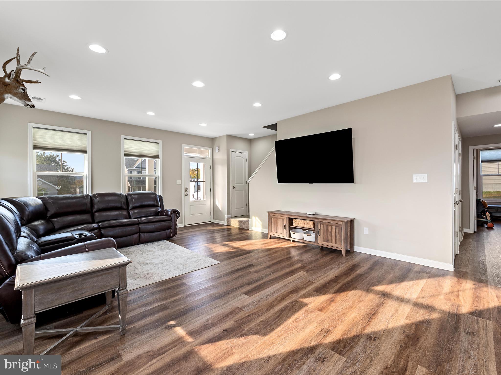 STONEY RIDGE ESTATES - Residential