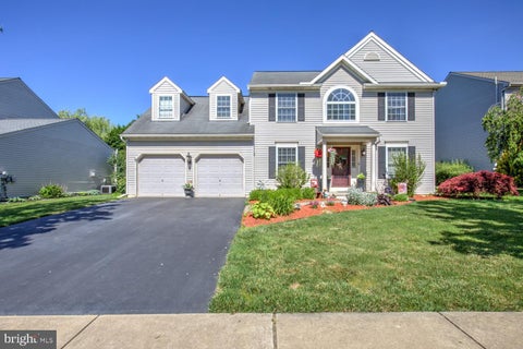 Homes For Sale - 234 Andover Lane<br/> LITITZ, PA 17543