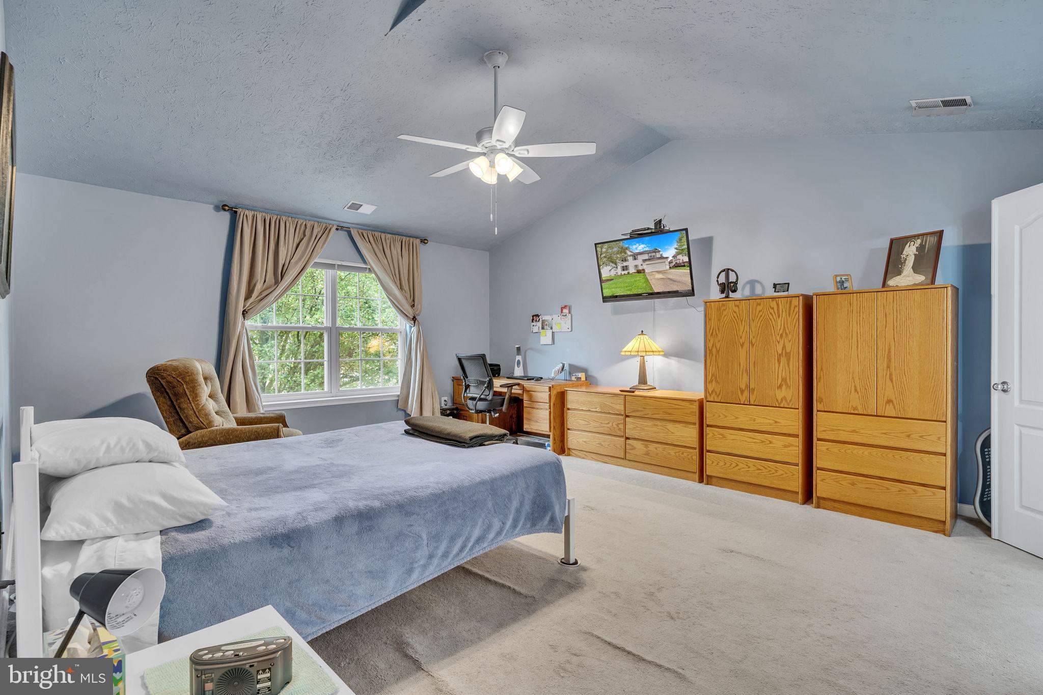 ASHFORD - Residential