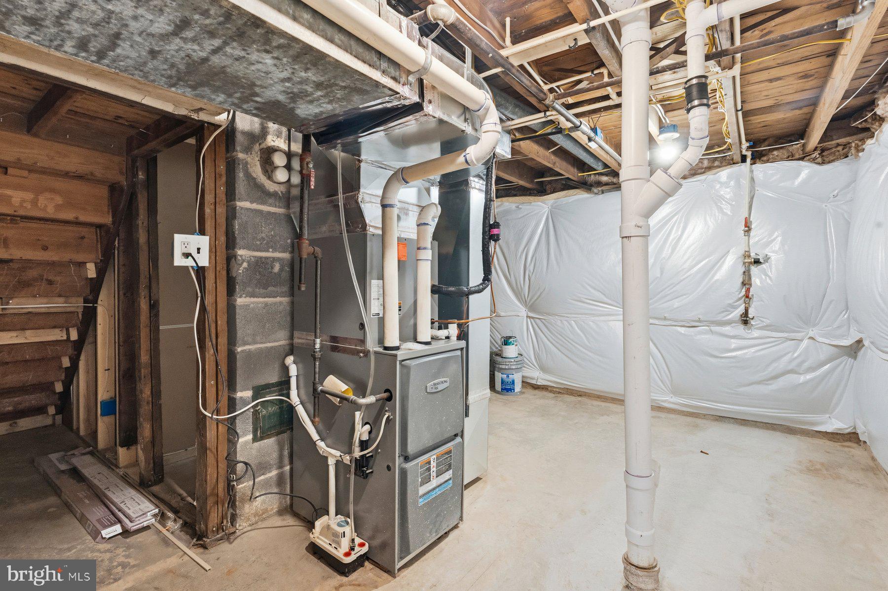 ABERDEEN HILLS - Residential