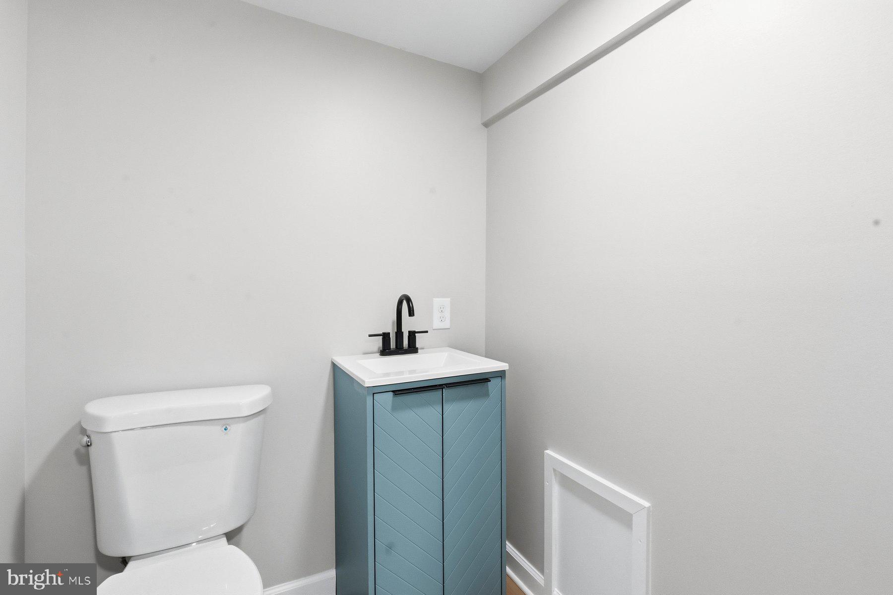 ABERDEEN HILLS - Residential