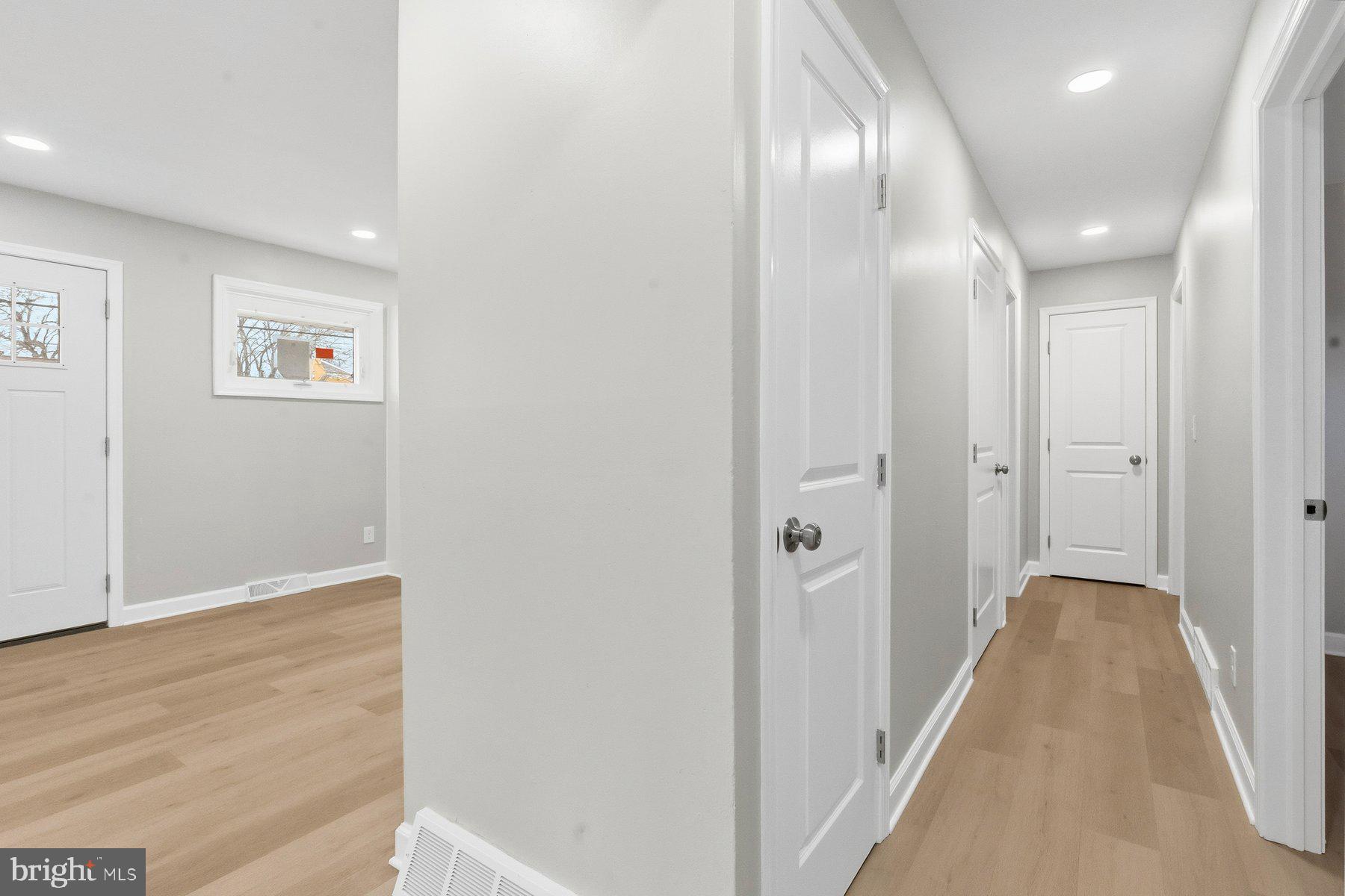 ABERDEEN HILLS - Residential