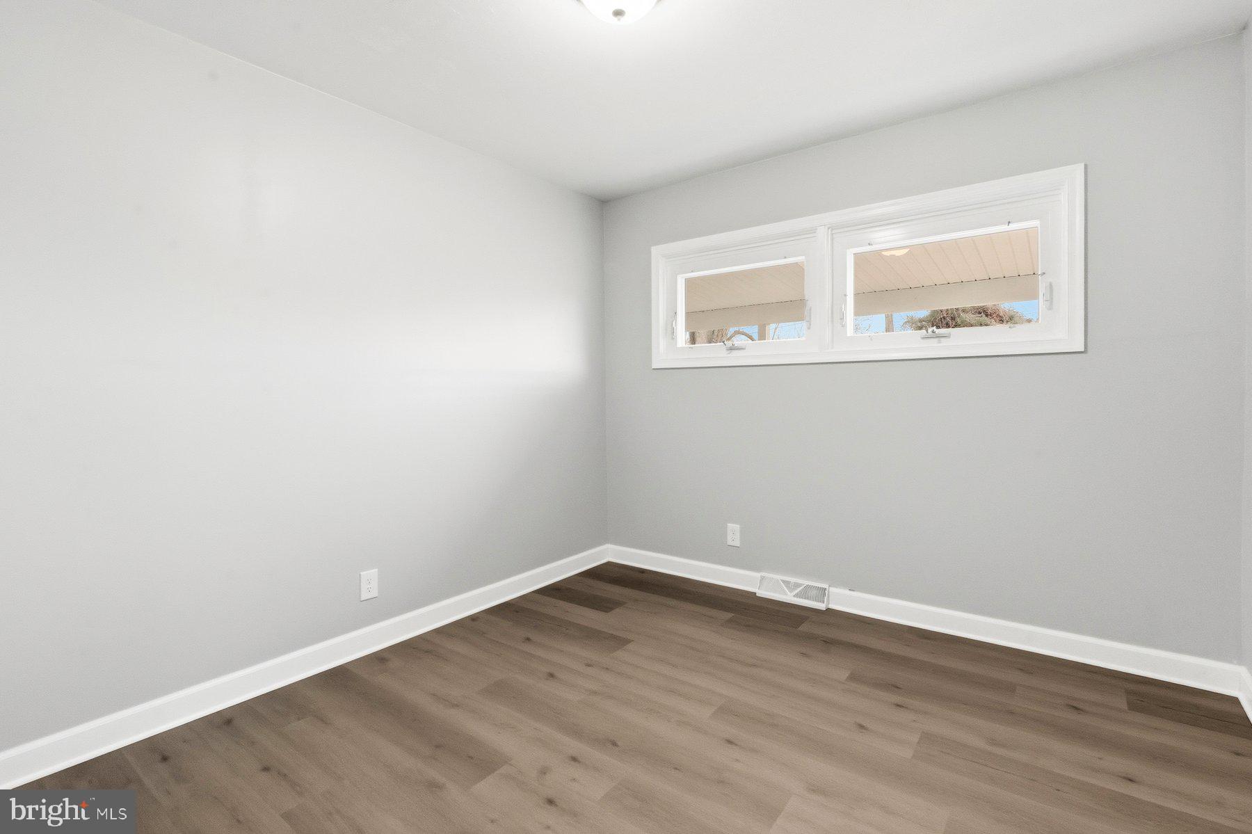 ABERDEEN HILLS - Residential