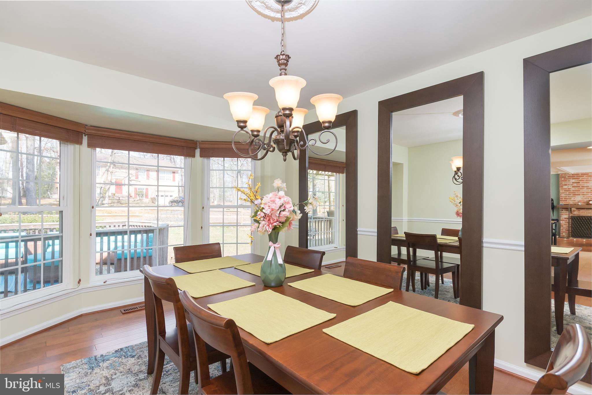 LAKE RIDGE - Residential