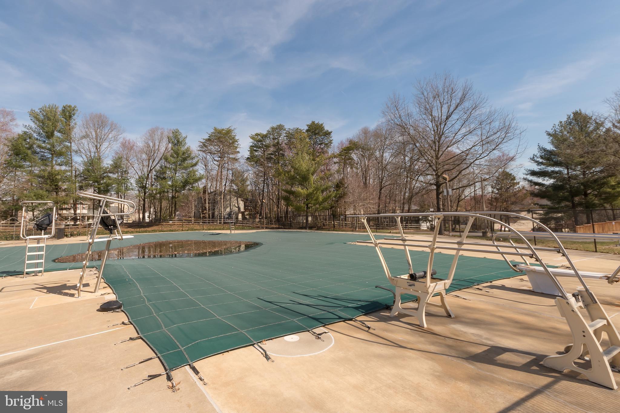 LAKE RIDGE - Residential