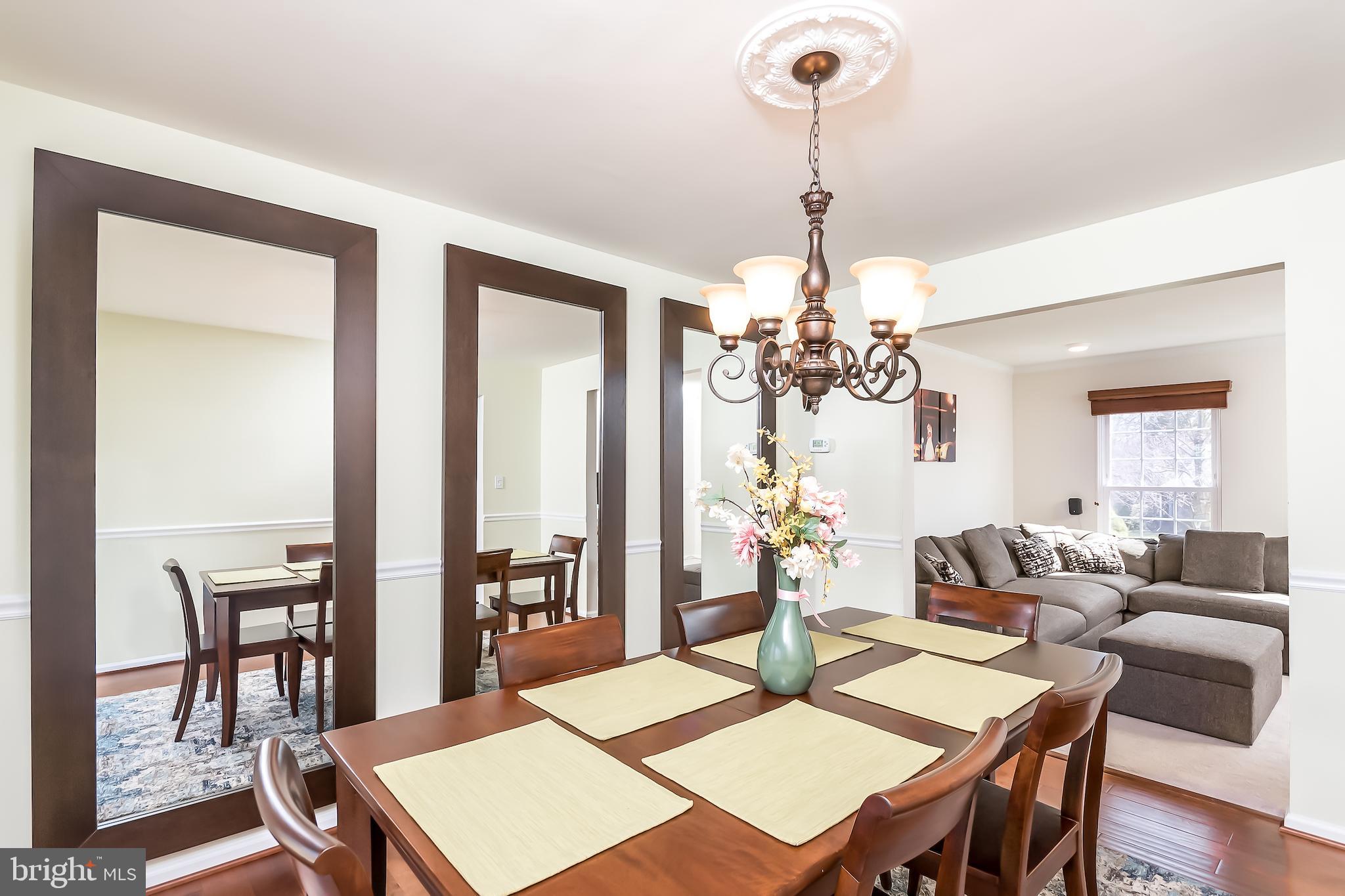 LAKE RIDGE - Residential