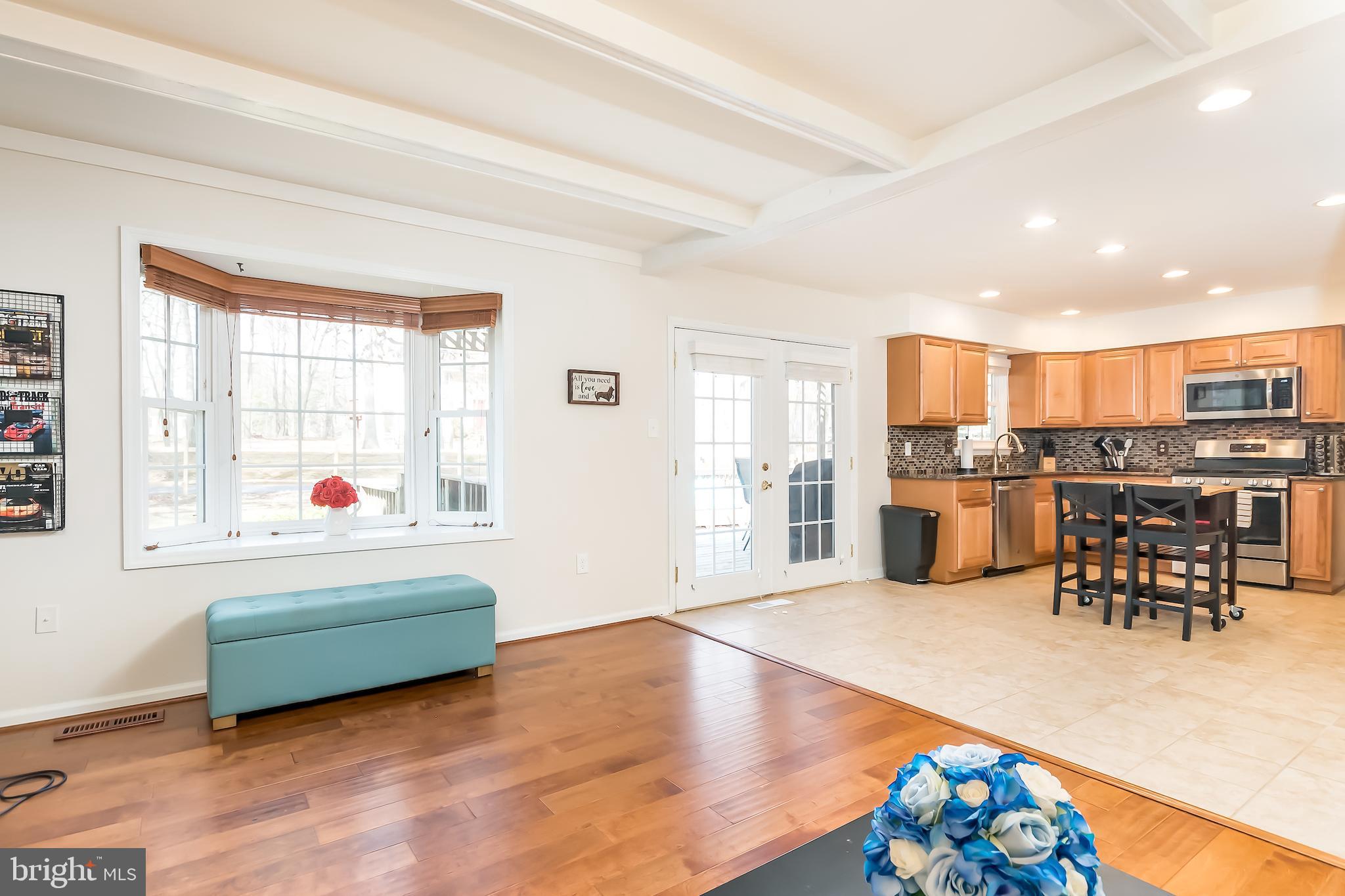 LAKE RIDGE - Residential