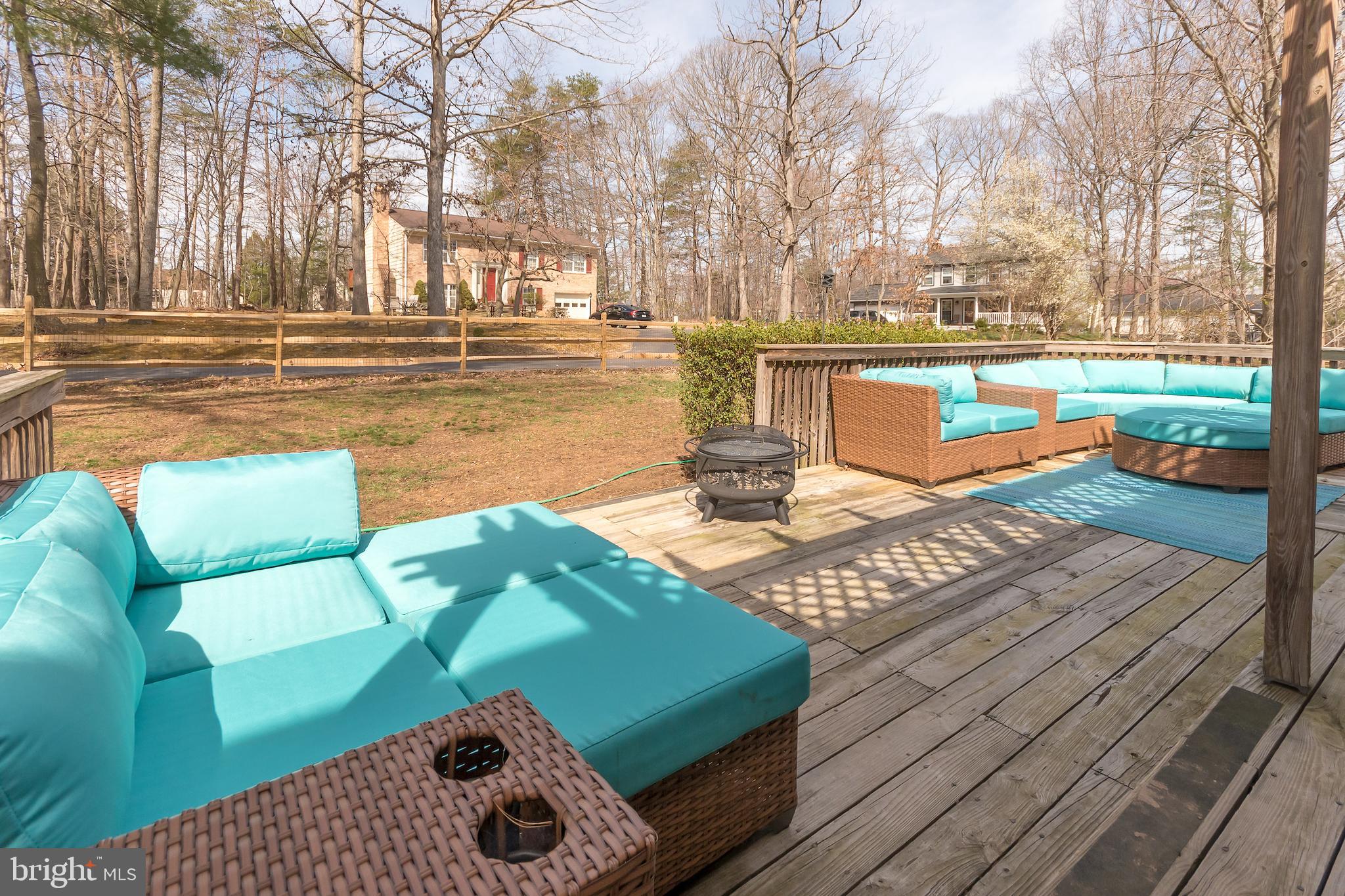 LAKE RIDGE - Residential