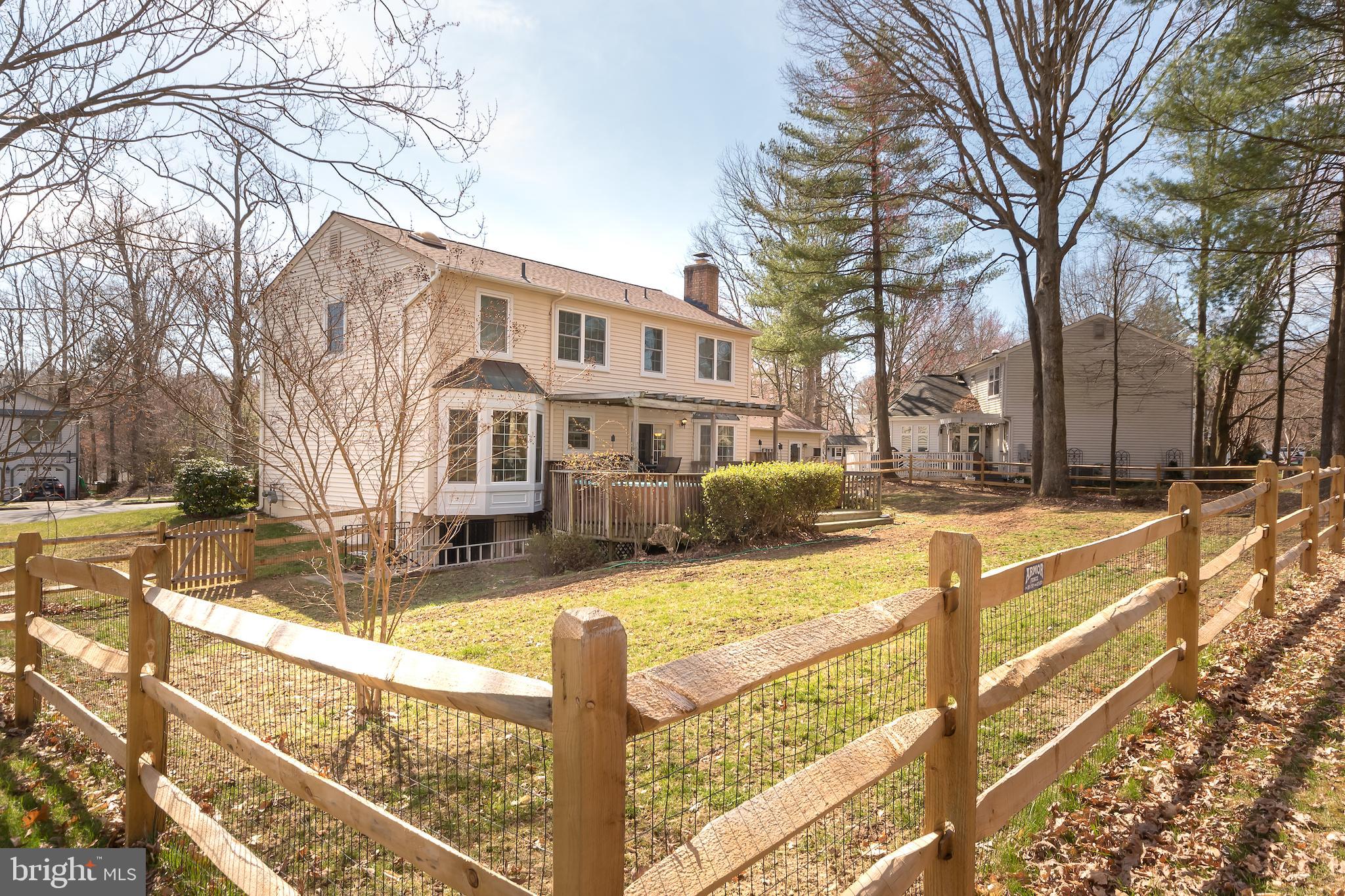 LAKE RIDGE - Residential