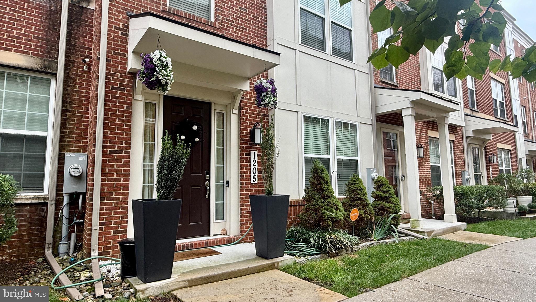 HAMPDEN HISTORIC DISTRICT - Residential