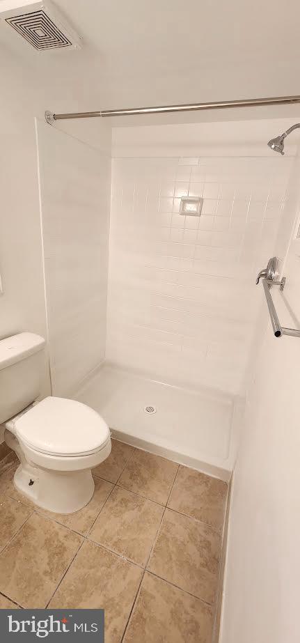 PINES CONDO 01 - Residential Lease