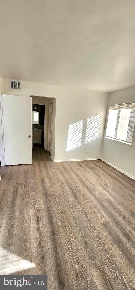 PINES CONDO 01 - Residential Lease