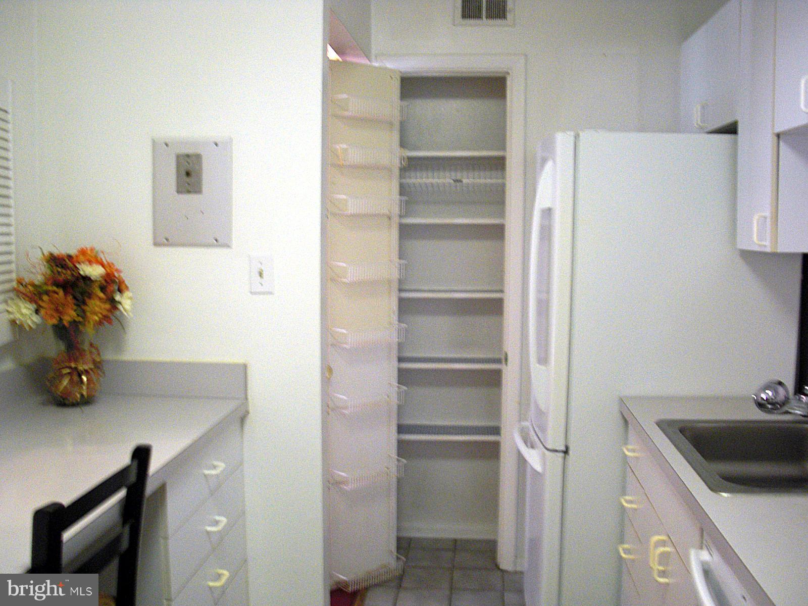 BETHESDA PARK - Residential