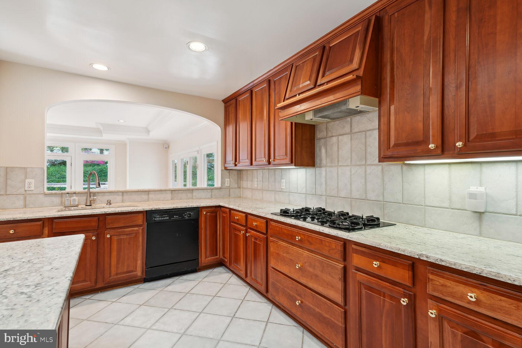 ELMWOOD ESTATES - Residential