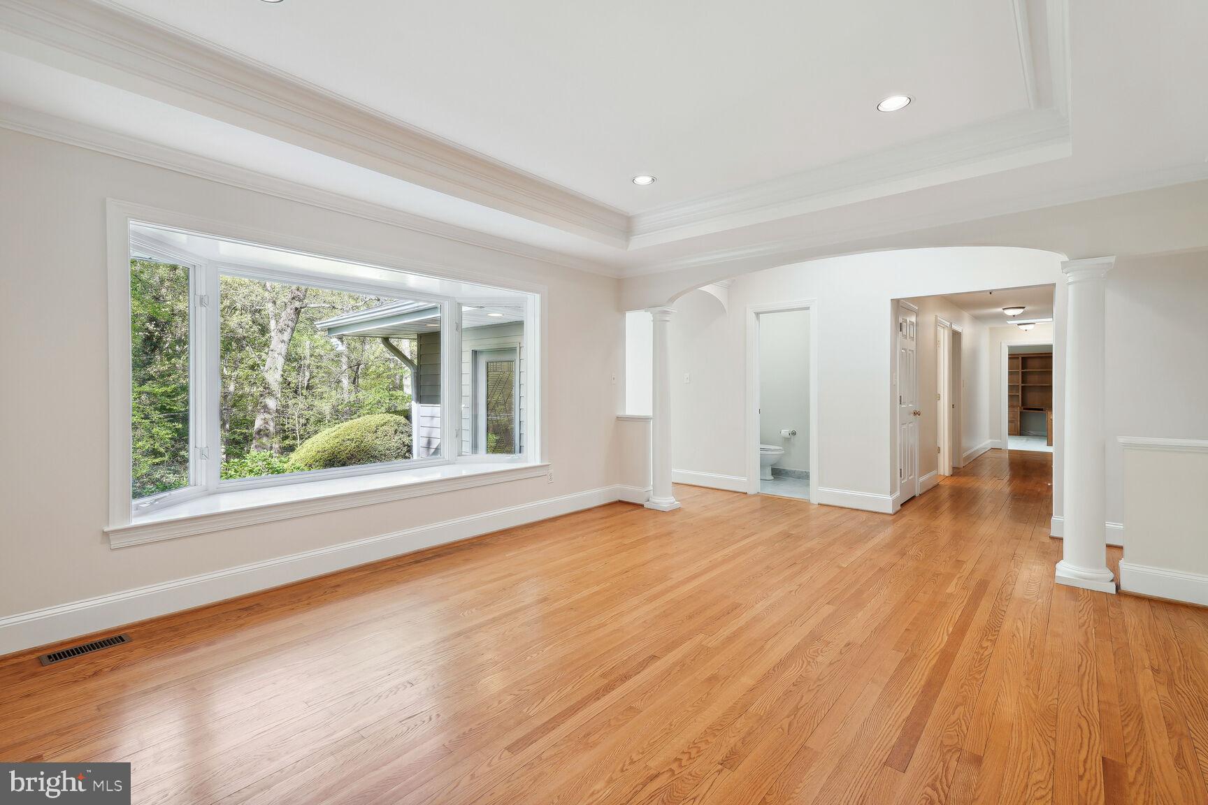 ELMWOOD ESTATES - Residential