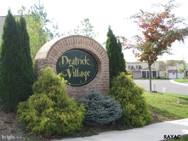 DEATRICK VILLAGE - Residential