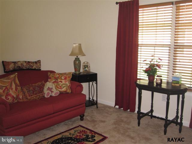 DEATRICK VILLAGE - Residential