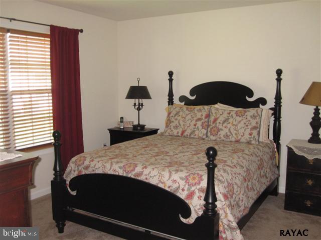 DEATRICK VILLAGE - Residential