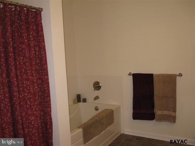 DEATRICK VILLAGE - Residential