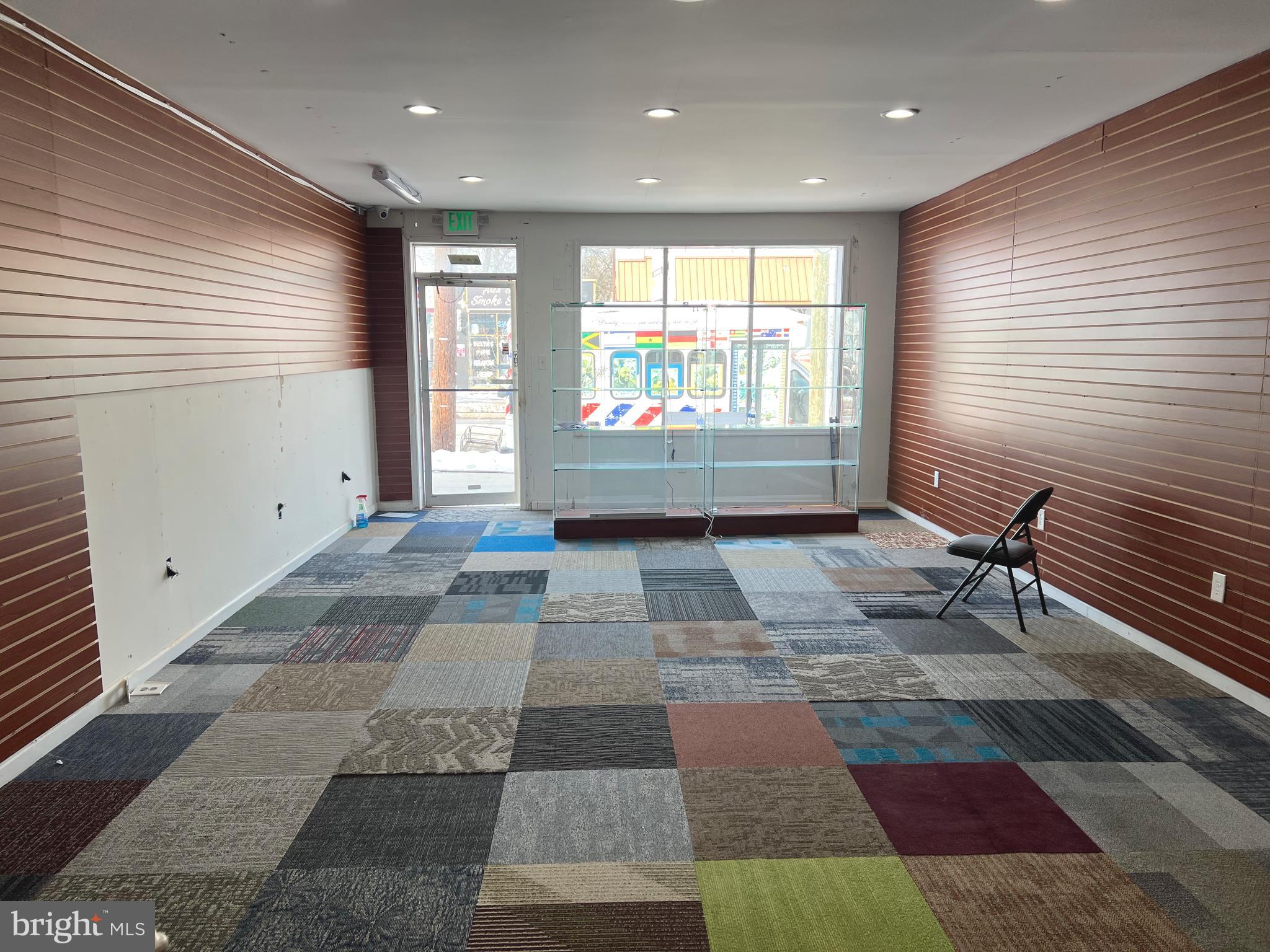 6423,6425,6431,6433 FREDERICK ROAD