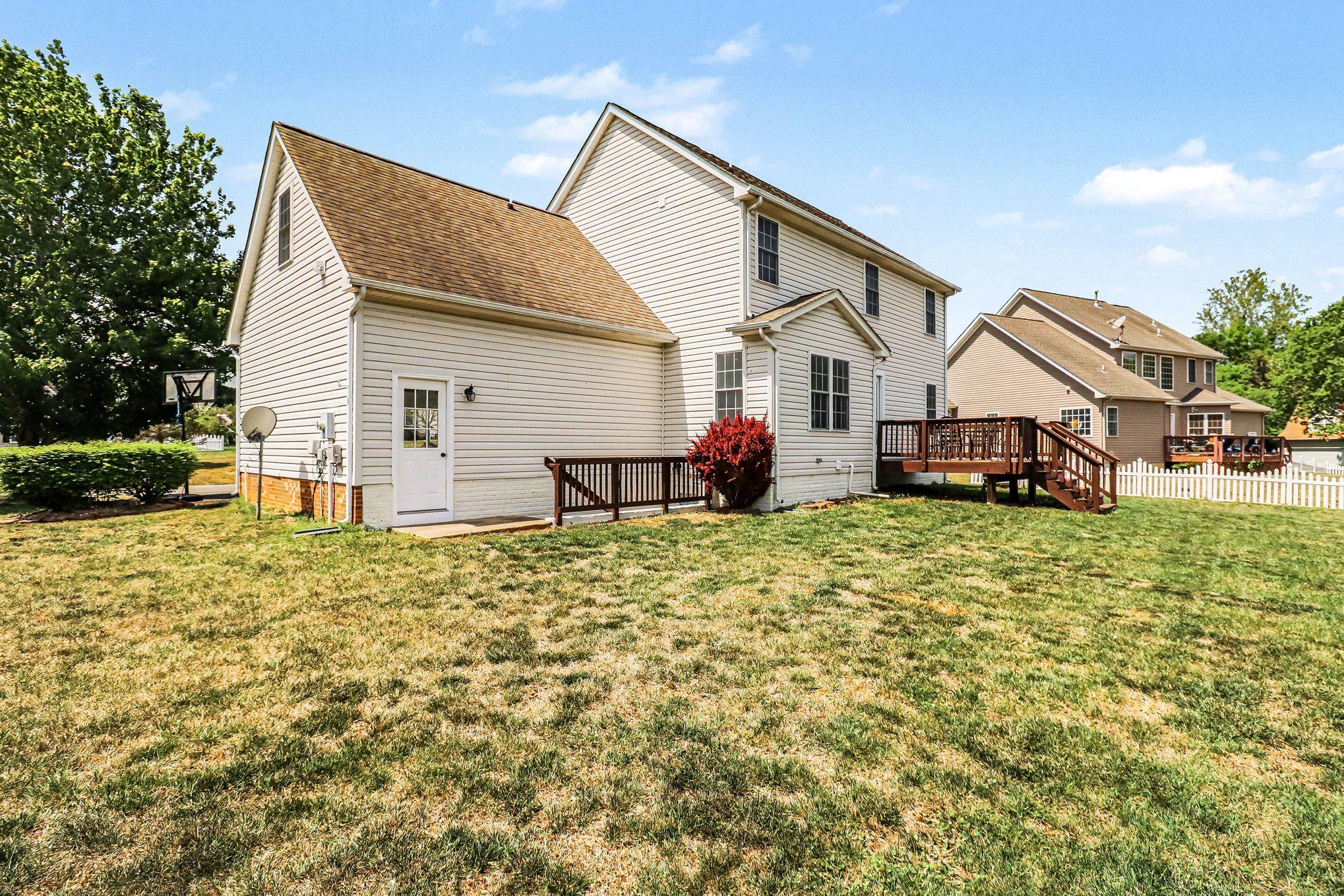 BOWLING GREEN MEADOWS - Residential