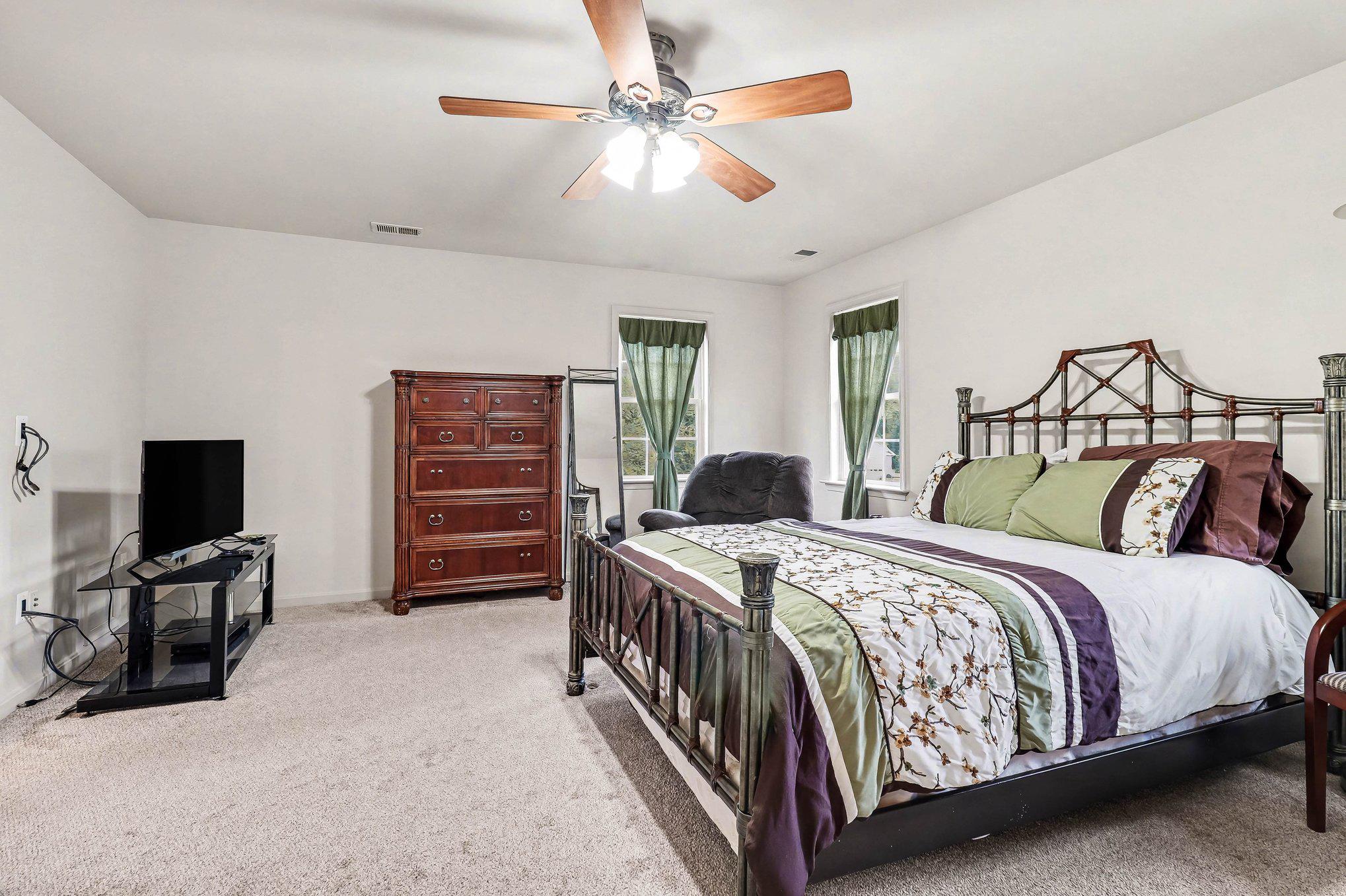 BOWLING GREEN MEADOWS - Residential