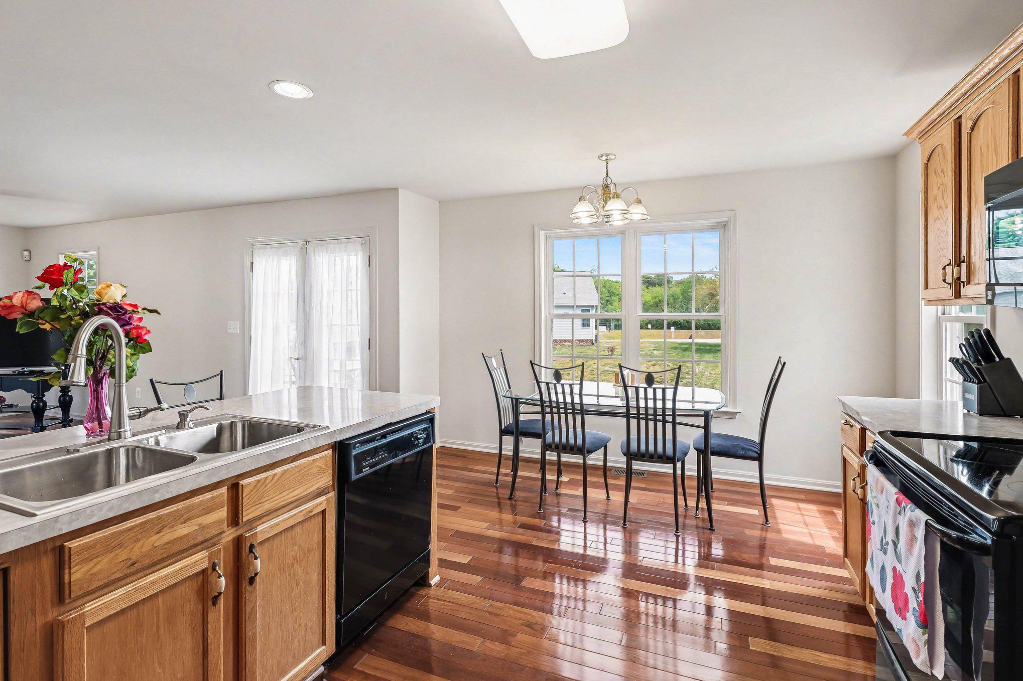BOWLING GREEN MEADOWS - Residential