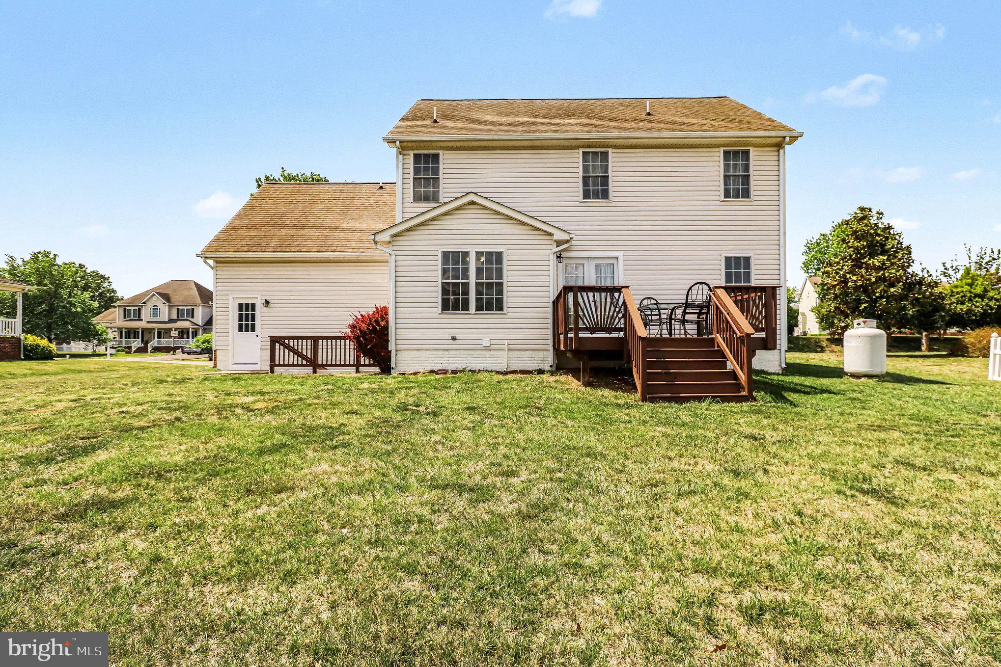 BOWLING GREEN MEADOWS - Residential