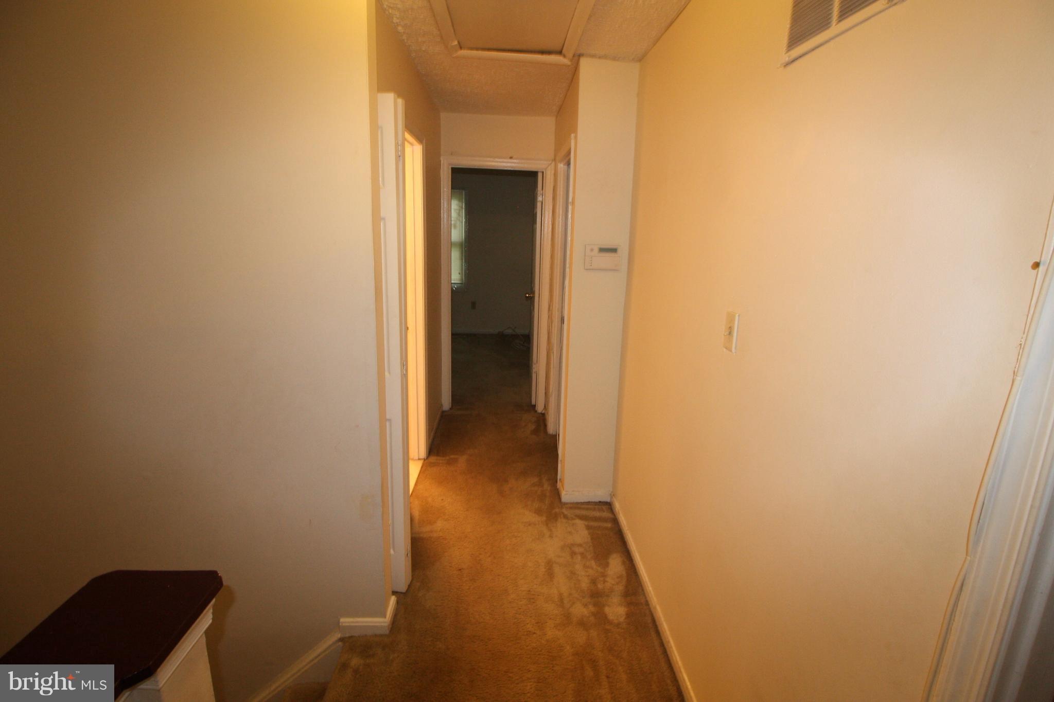 HILLCREST TOWNE - Residential