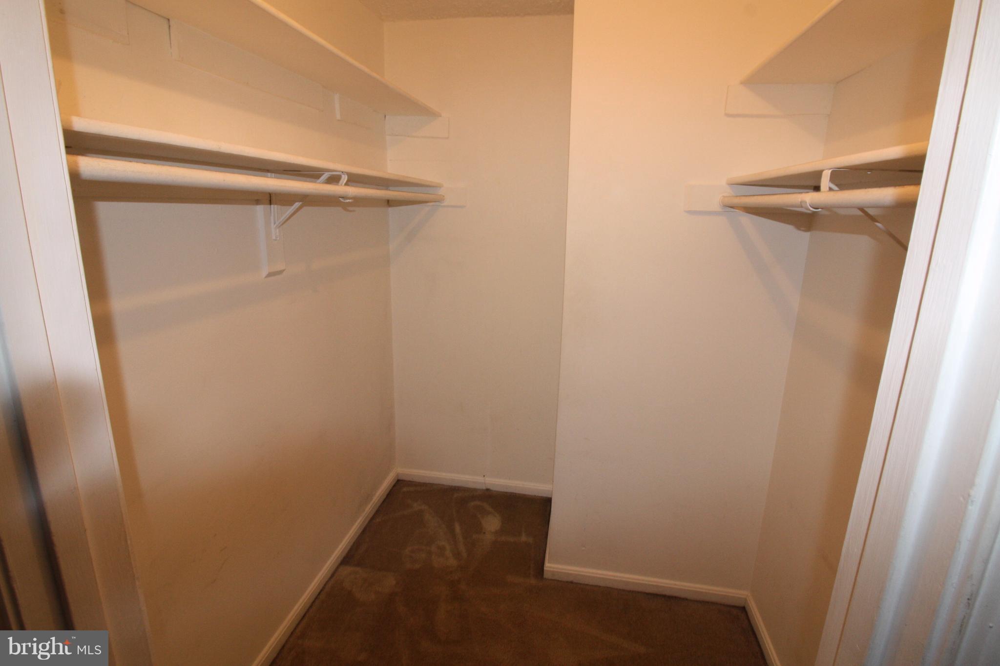 HILLCREST TOWNE - Residential