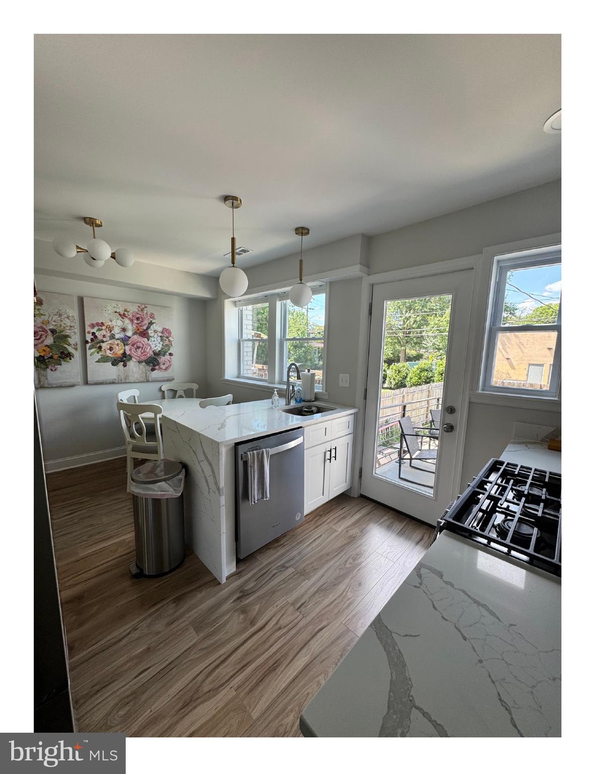 DEL RAY - Residential Lease