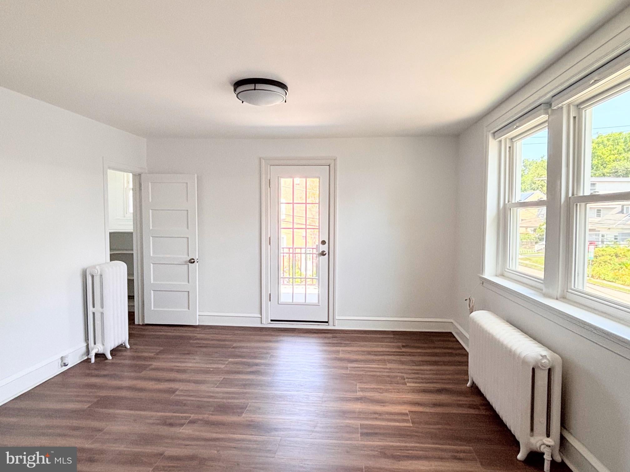 23 MORTON ROAD B